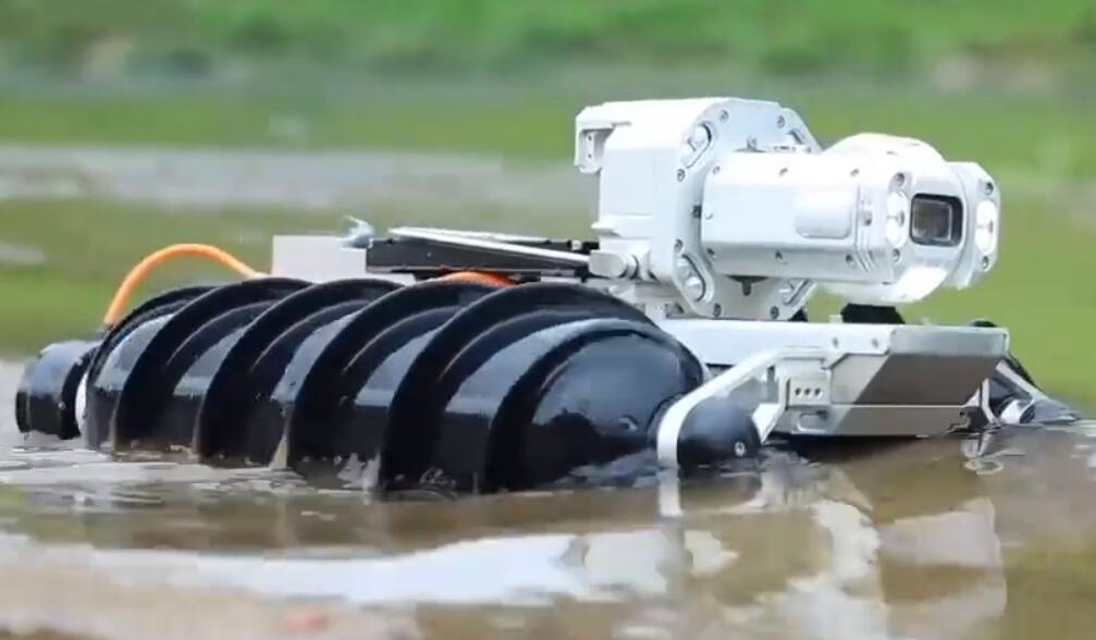水陆两栖管道检测机器人，双螺旋滚筒与CCTV轮式组合，效率倍增！