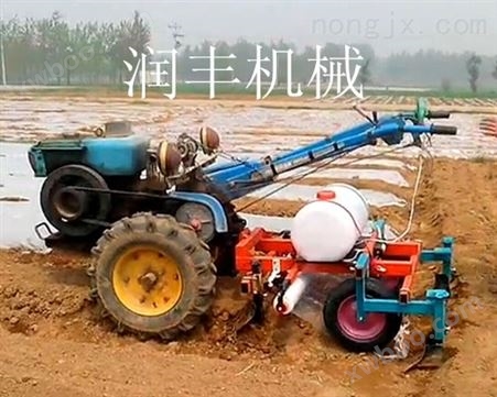 农用覆膜机 花生播种喷药地膜覆盖机